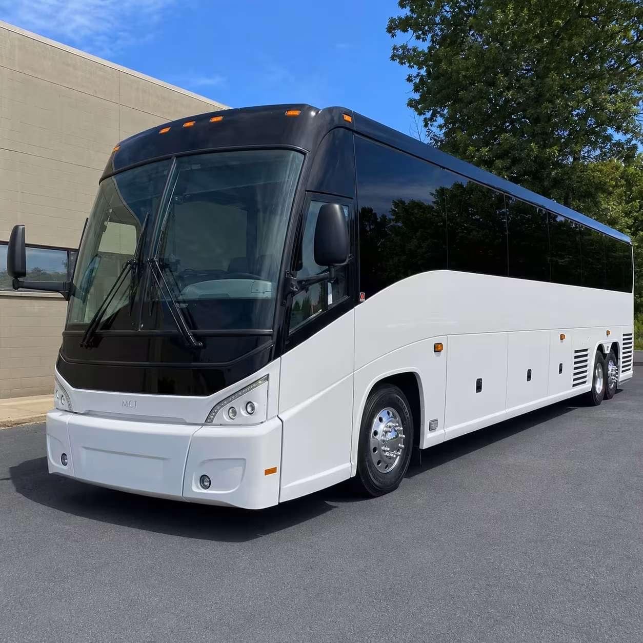 multi day bus rentals for colorado springs sports and school groups